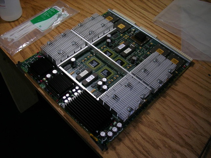 IP25 CPU board with 4x R10000 195MHz